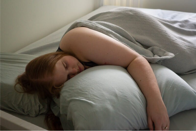 How To Create a Bedtime Routine for Better Sleep: 7 Steps