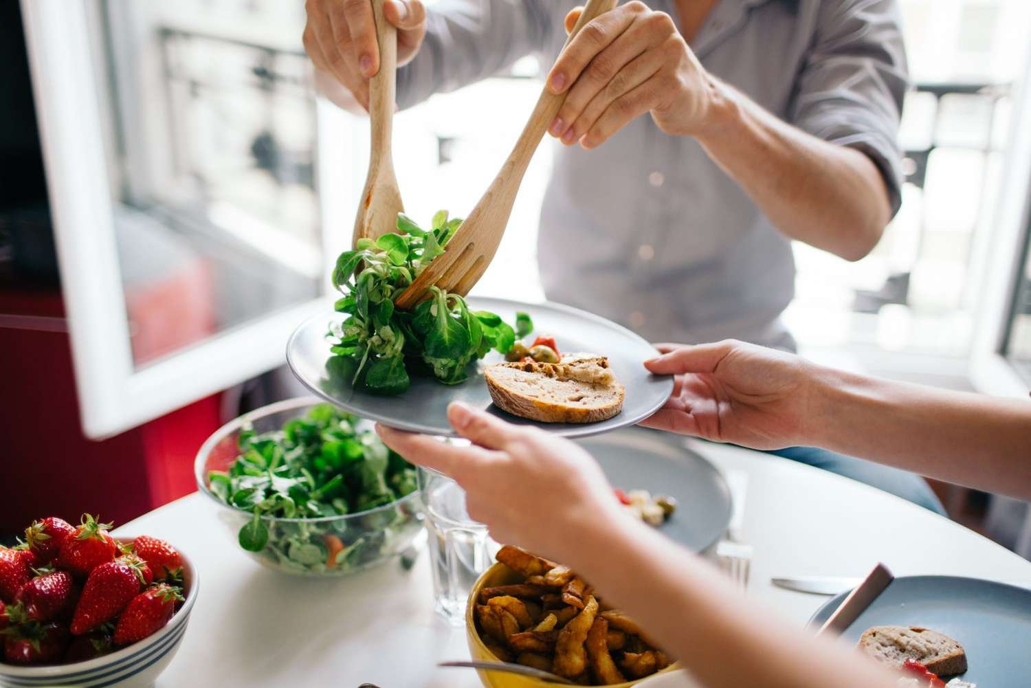 What is Portion Control? Tips on Controlling Cravings