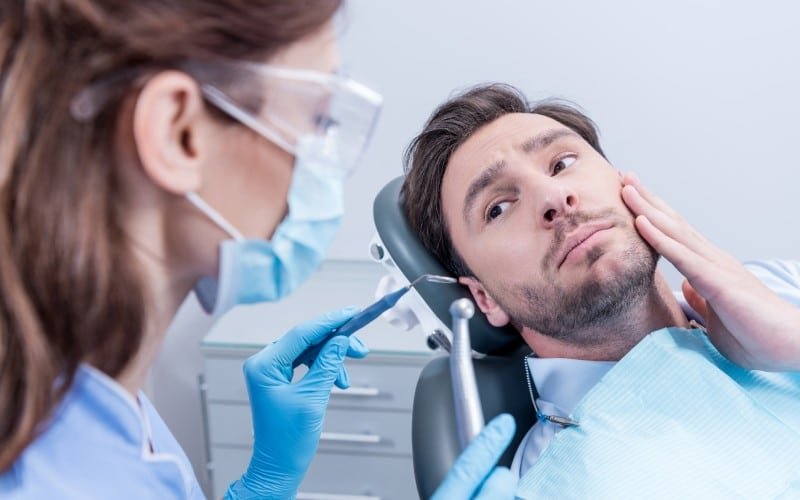 Toothache: How Serious Is It? Treatment At Home